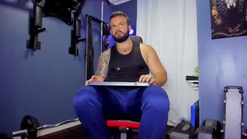 JOHNNY online show from 12-15-24, 10:37