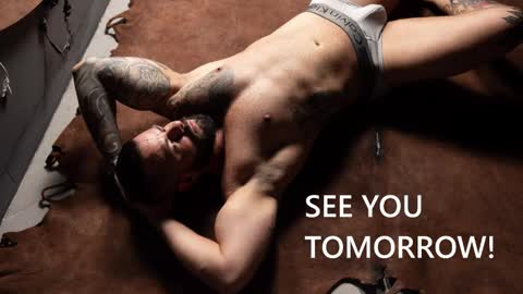 JOHNNY online show from 01-25-25, 03:09