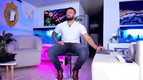 JOHNNY online show from 03-07-25, 01:42