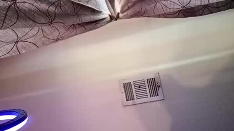 johnnyleos online show from 05-24-26, 11:21