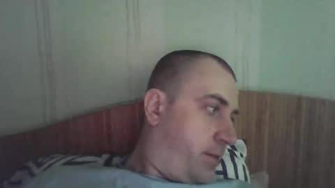 Snapshot of johnoreon chatting on 05-14-26, 06:20 johnoreon online show from 05-14-26, 06:20