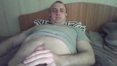 Snapshot of johnoreon chatting on 06-15-26, 07:32 johnoreon online show from 06-15-26, 07:32
