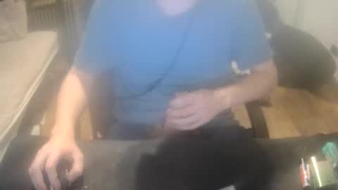 Snapshot of johnot1998 chatting on 05-28-26, 01:58 johnot1998 online show from 05-28-26, 01:58