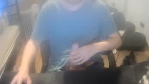 Snapshot of johnot1998 chatting on 06-22-26, 11:40 johnot1998 online show from 06-22-26, 11:40