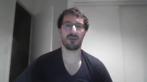 Snapshot of johnparis7575 chatting on 01-10-25, 11:18 Johnfrench online show from 01-10-25, 11:18