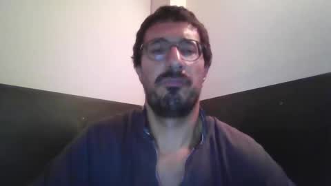 Snapshot of johnparis7575 chatting on 09-12-25, 09:37 Johnfrench online show from 09-12-25, 09:37