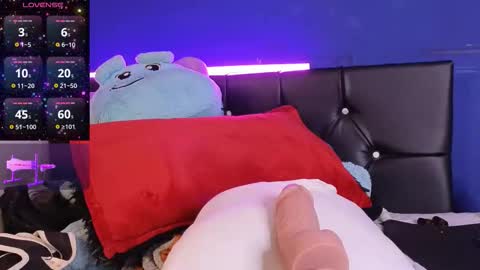 Chris online show from 10-23-25, 01:16