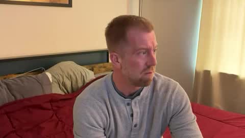 Snapshot of johnsonmcbain chatting on 03-15-26, 05:30 johnsonmcbain online show from 03-15-26, 05:30