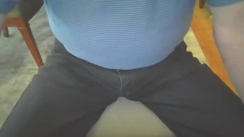 Snapshot of johnxxx549 chatting on 09-29-25, 12:32 johnxxx549 online show from 09-29-25, 12:32