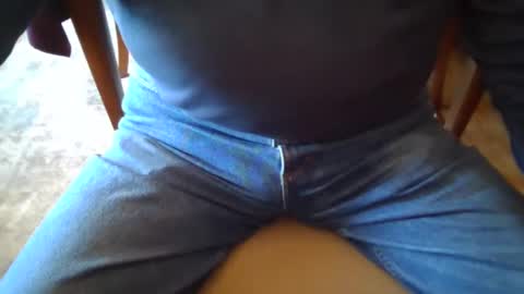 Snapshot of johnxxx549 chatting on 11-18-25, 12:53 johnxxx549 online show from 11-18-25, 12:53