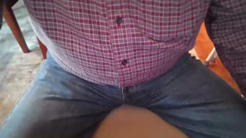 Snapshot of johnxxx549 chatting on 12-16-25, 12:54 johnxxx549 online show from 12-16-25, 12:54