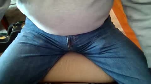 Snapshot of johnxxx549 chatting on 02-19-26, 04:36 johnxxx549 online show from 02-19-26, 04:36