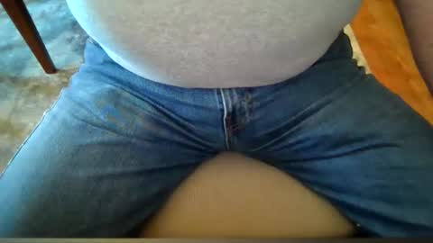 Snapshot of johnxxx549 chatting on 05-28-26, 02:36 johnxxx549 online show from 05-28-26, 02:36