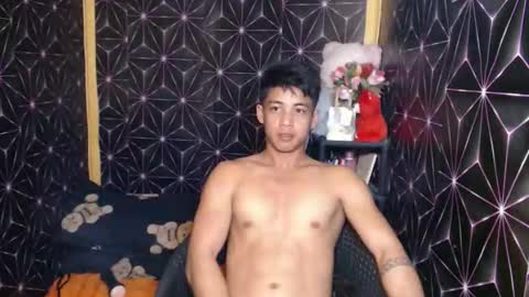 Snapshot of johnydestroyer chatting on 02-08-26, 12:03 johnydestroyer online show from 02-08-26, 12:03