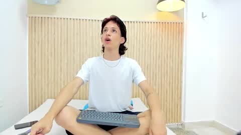 Snapshot of johss_shane chatting on 11-24-25, 12:27 JOHSS online show from 11-24-25, 12:27