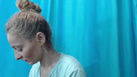 Snapshot of joibeyoncexxx chatting on 11-28-25, 10:18 Joibeyonce online show from 11-28-25, 10:18