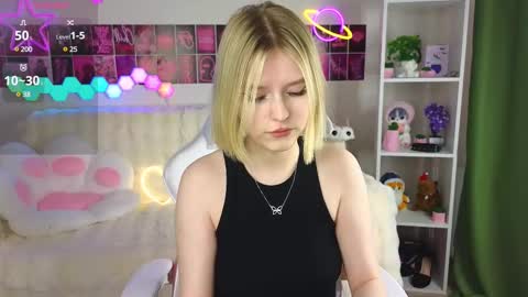 Paula online show from 03-09-25, 01:46