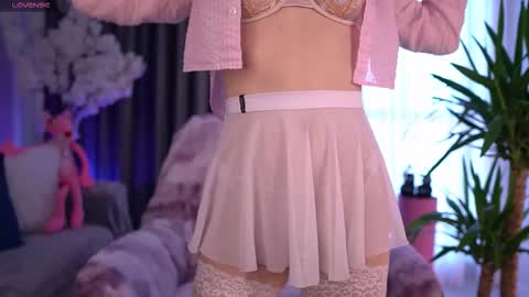 Paula online show from 11-29-25, 08:50