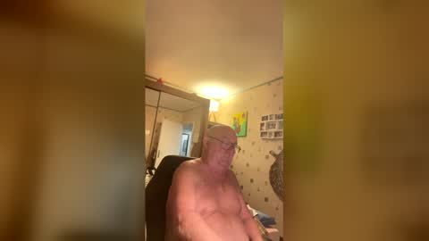 Snapshot of jojo60000529566 chatting on 03-11-26, 07:36 jojo60000529566 online show from 03-11-26, 07:36