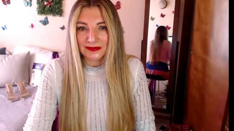 Snapshot of jolie_mature_ chatting on 06-05-26, 08:58 Jolie Mature online show from 06-05-26, 08:58