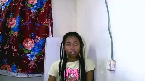 joliekah27 online show from 01-24-25, 06:35