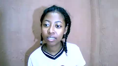 joliekah27 online show from 01-29-25, 07:00