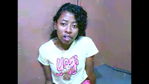 joliekah27 online show from 02-25-25, 07:14