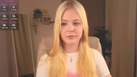 Snapshot of jolly_bean chatting on 02-19-26, 02:40 Polly online show from 02-19-26, 02:40