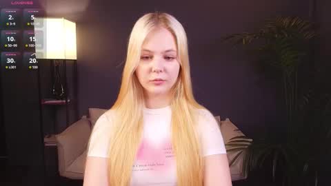 Snapshot of jolly_bean chatting on 02-25-26, 02:54 Polly online show from 02-25-26, 02:54