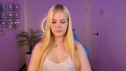 Snapshot of jolly_bean chatting on 03-06-26, 08:55 Polly online show from 03-06-26, 08:55