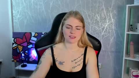 Jolly online show from 09-27-25, 03:22