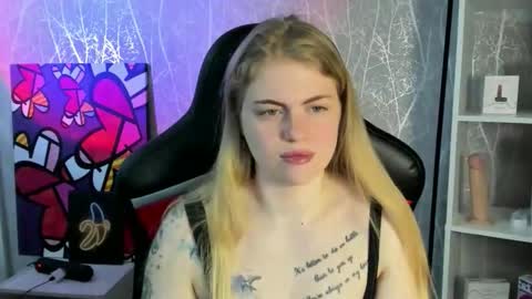 Jolly online show from 05-23-26, 03:01