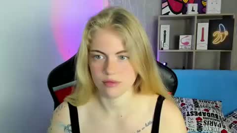 Jolly online show from 06-22-26, 02:46