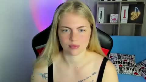 Jolly online show from 06-22-26, 03:25