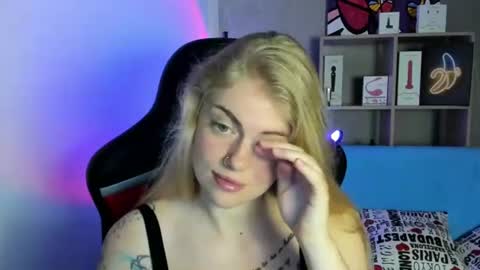 Jolly online show from 06-23-26, 02:42