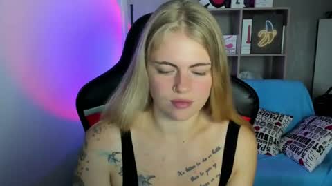 Jolly online show from 07-27-26, 05:03