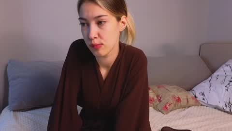 Viola online show from 10-12-25, 11:09