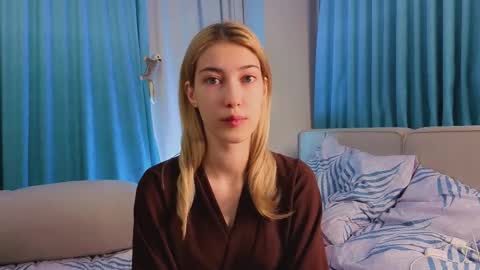 Viola online show from 11-29-25, 11:13