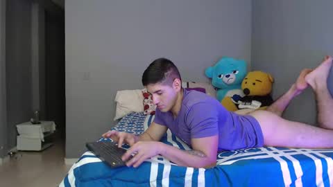 jonathancast08 online show from 01-20-25, 03:07