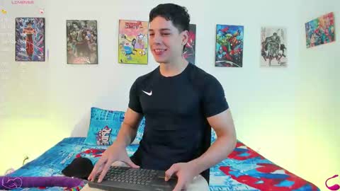 Instagram jonathanfit14 online show from 03-11-26, 08:26