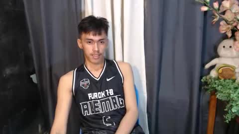 Snapshot of jonel_xx chatting on 02-06-26, 01:03 jonel online show from 02-06-26, 01:03