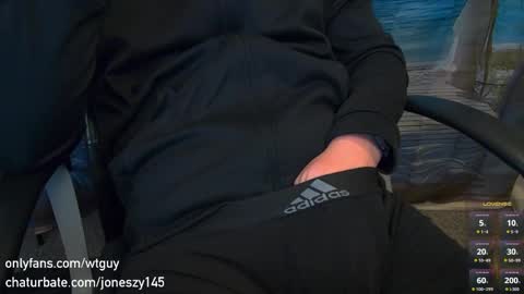 Snapshot of joneszy145 chatting on 05-07-26, 03:45 WhteGuy online show from 05-07-26, 03:45