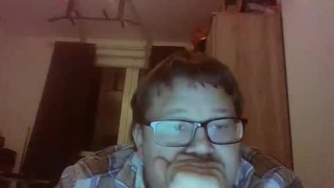 Snapshot of joni90ok chatting on 10-19-25, 06:08 joni90ok online show from 10-19-25, 06:08