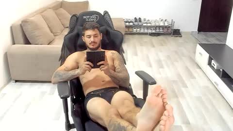 Snapshot of jonnyporn1 chatting on 09-10-25, 09:59 jonnyporn1 online show from 09-10-25, 09:59