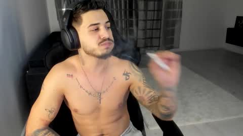 Snapshot of jonnyporn1 chatting on 02-14-26, 10:17 jonnyporn1 online show from 02-14-26, 10:17