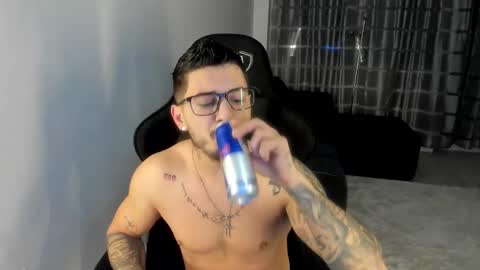 Snapshot of jonnyporn1 chatting on 02-20-26, 09:04 jonnyporn1 online show from 02-20-26, 09:04