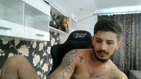 jonnyporn1 online show from 07-01-26, 03:56