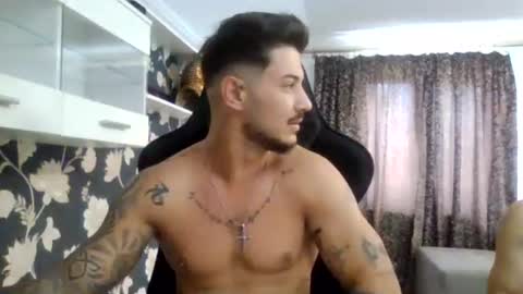 jonnyporn1 online show from 07-08-26, 11:58
