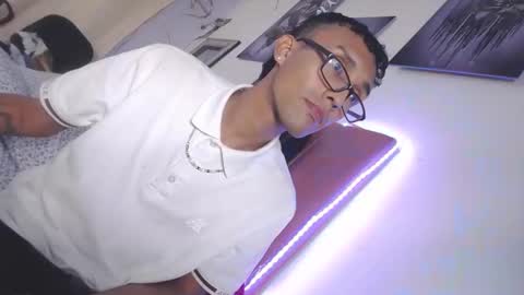 jordanlatinohotxx online show from 11-06-25, 08:37