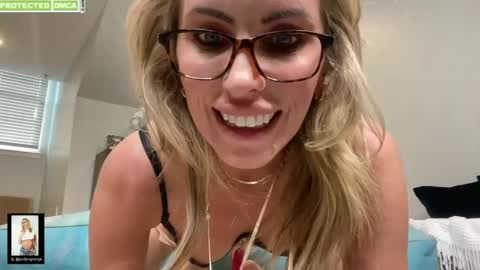 Snapshot of jordyngrangexo chatting on 01-29-25, 09:28 Jordyn Grange online show from 01-29-25, 09:28